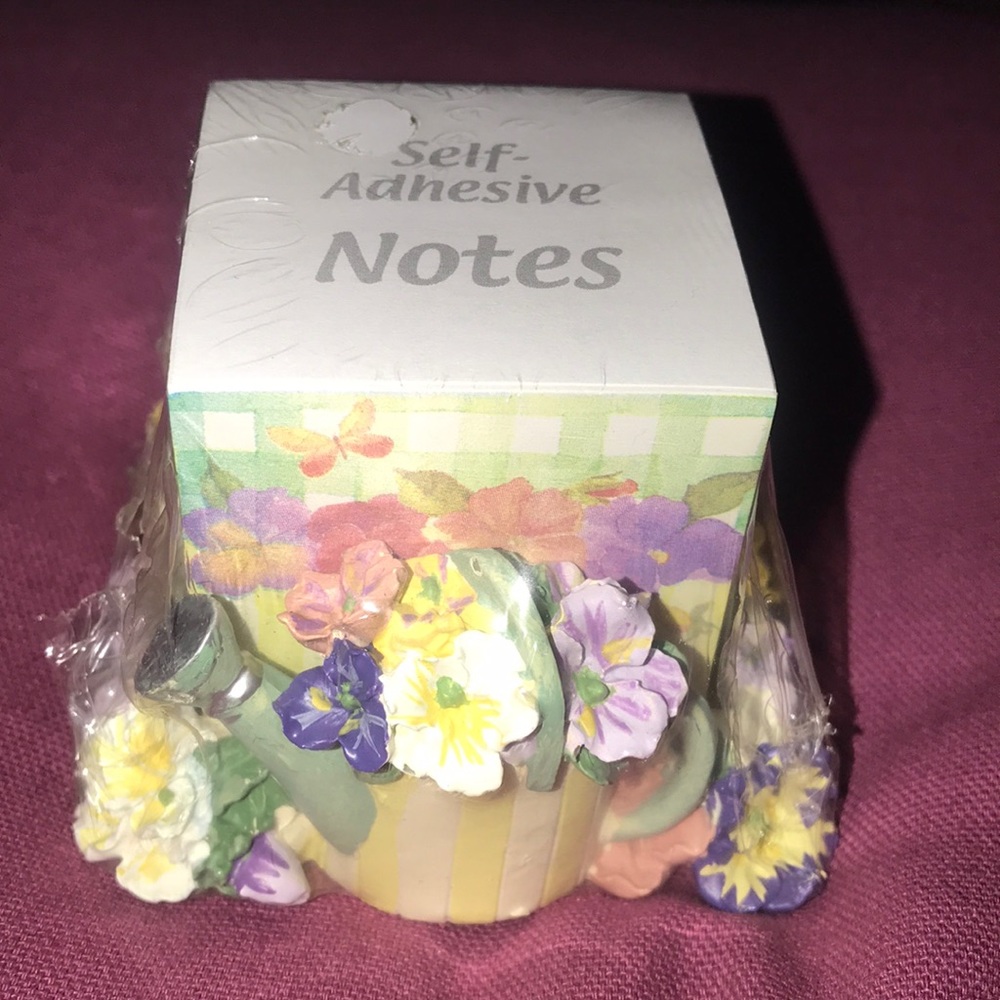 NWT Lady Jane notepad cube with Pansy print